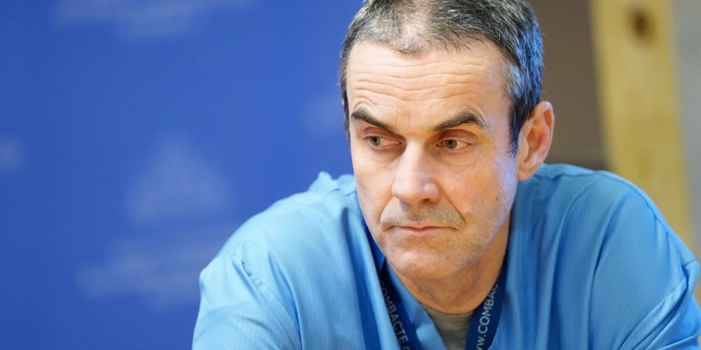 Профессор Думпис: медиков готовят много, но они не идут в профессию