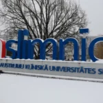 Рижская Восточная больница уволила 13 граждан России и Беларуси из-за закона о нацбезопасности