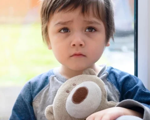 Родители Кенгарагса выступают против закрытия детского сада Zilbīte в Риге