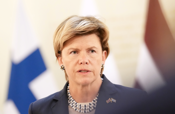 Россия затягивает мирные переговоры, заявила министр иностранных дел Латвии