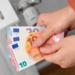 Сейм вводит потолок цен на теплоэнергию: снижение счетов ожидается в следующем сезоне