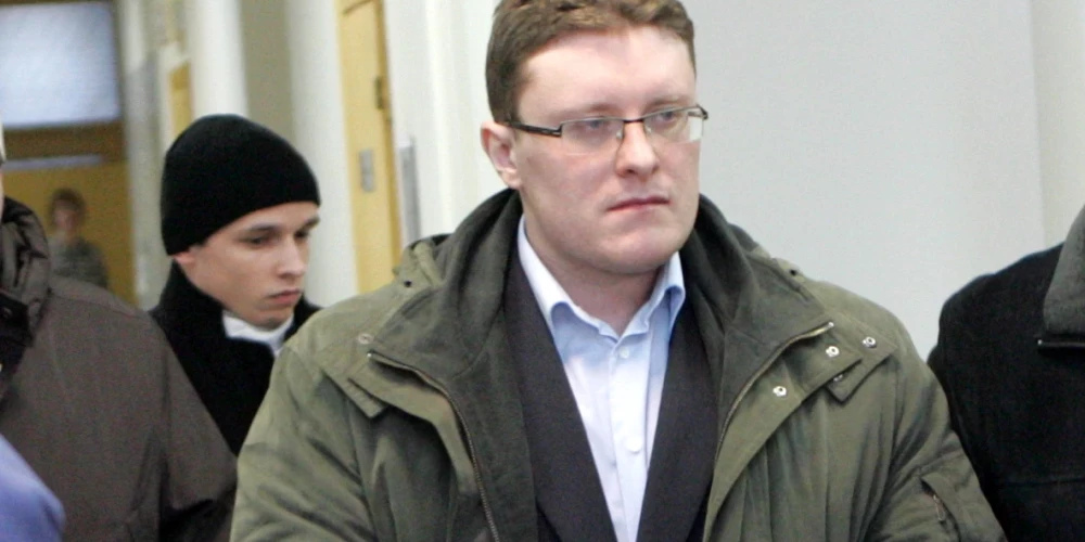 Убийство отца на глазах дочери в кинотеатре Латвии: конфликт из-за шуршания пакета