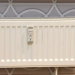 В нескольких городах Латвии разрешено оплачивать теплоэнергию без штрафов до 30 апреля