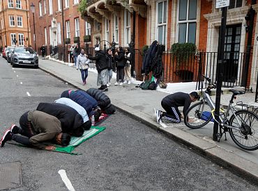 В Великобритании отменены рекомендации о преимуществах браков между двоюродными родственниками