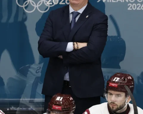 Витолиньш о матче со Швецией: мы боролись до конца против сильнейших игроков мира