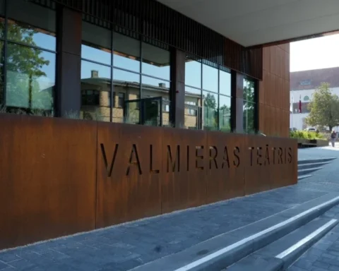 Все билеты на самые популярные спектакли в Валмиере раскуплены за минуту