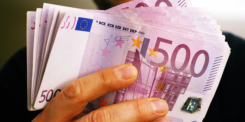 Жительница Лиепаи выиграла 10 000 евро вместо ожидаемых 20 евро