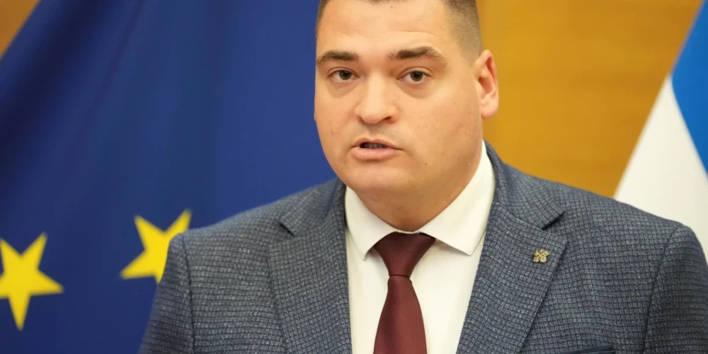 Эдвард Ратниекс призывает к ужесточению мер по иммиграции в Риге