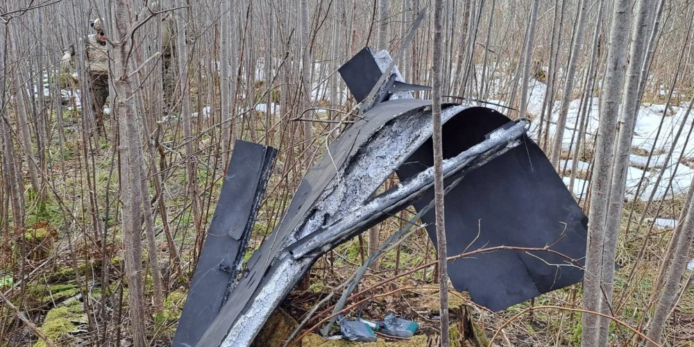 Государственная полиция Латвии проводит расследование взрыва украинского дрона в Латгале