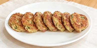 Картофельные котлеты с сосисками: простой рецепт приготовления