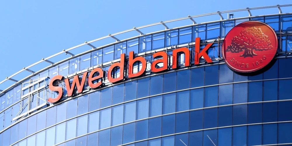 Клиенты Swedbank в Латвии получили уведомления о изменениях в пенсионных планах