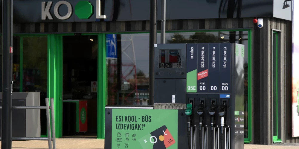 Латвия вводит более строгий контроль над ценами на топливо для предотвращения завышенной наценки