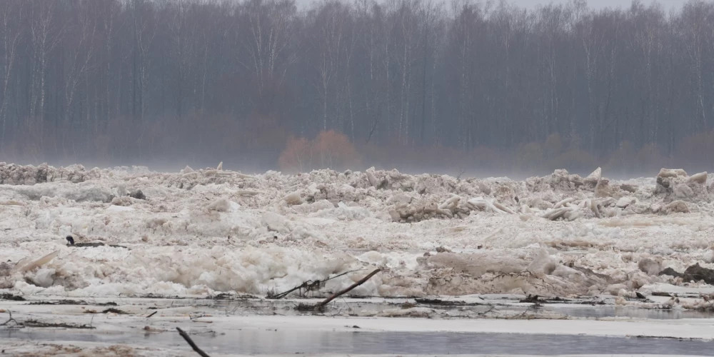 Метеоролог объясняет необычное развитие паводков весной в Латвии