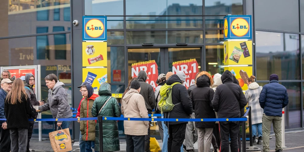Открытие магазина Lidl в Риге: первый клиент ждал в очереди 15 часов