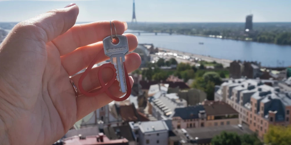 Сдающие квартиры через Booking и Airbnb требуют ясности по НДС в Латвии