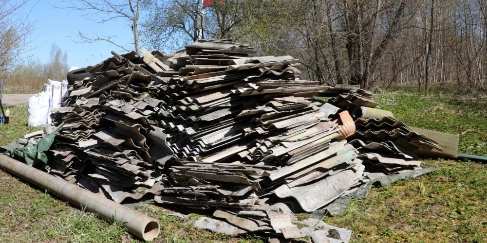 В Латвии запускается сбор асбестового шифера: что нужно знать желающим сдать опасные отходы