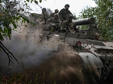 В России принят закон о праве Путина вводить армию за границу «для защиты россиян»