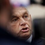 Венгрия передаст задержанные автомобили "Ощадбанка", деньги останутся в стране