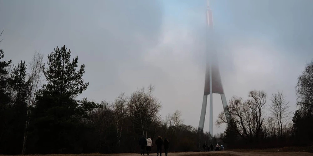 Воскресенье в Латвии будет приятным, ожидается туман и понижение температуры