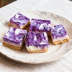 Запечённый чизкейк с ягодами: простой рецепт для красивого десерта