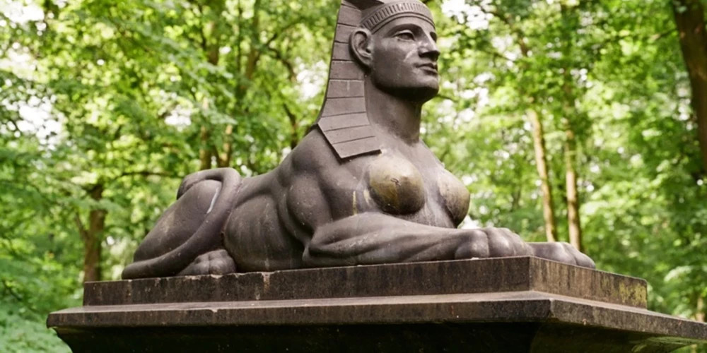 Большое кладбище Риги: мемориал с десятками тысяч захоронений и историческими именами