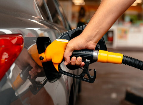 Германия снижает налог на топливо и увеличивает акцизы на табак из-за войны на Ближнем Востоке