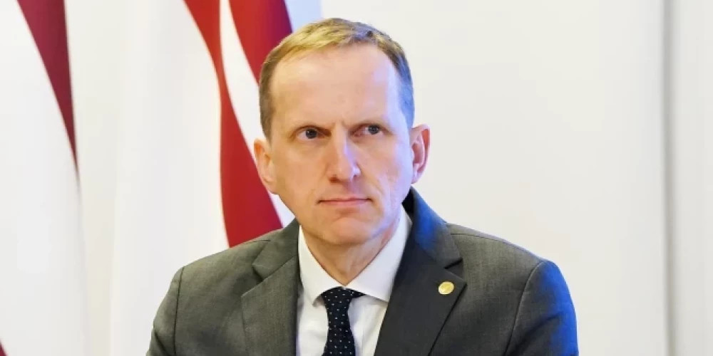 Госсекретарь Минобороны Латвии Пуриньш подал в отставку после года работы