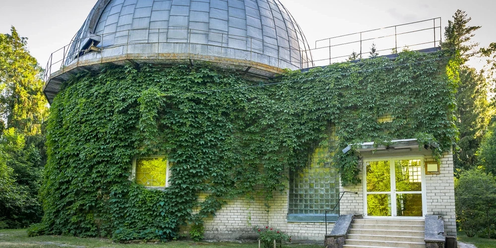 Имена двух латвийских женщин названы в честь астероидов в космосе