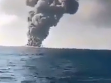 Иран приостановил судоходство через Ормузский пролив в ответ на израильские удары по Ливану