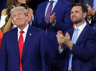 Иран согласен на второй тур переговоров с США, Вэнс вылетает в Исламабад