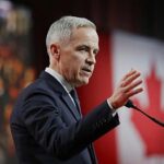 Канадский премьер отменил акциз на бензин для снижения цен