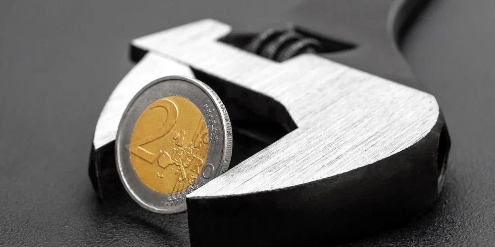 Крупнейший банк Латвии сообщил клиентам о росте пенсионных накоплений в первом квартале