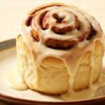 Кулич с корицей в стиле «Синнабон»