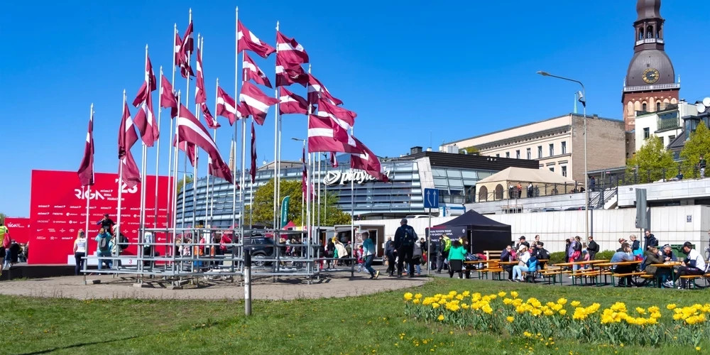 Латвийские эксперты оценивают угрозы России после слов Медведева о "потенциальных целях"