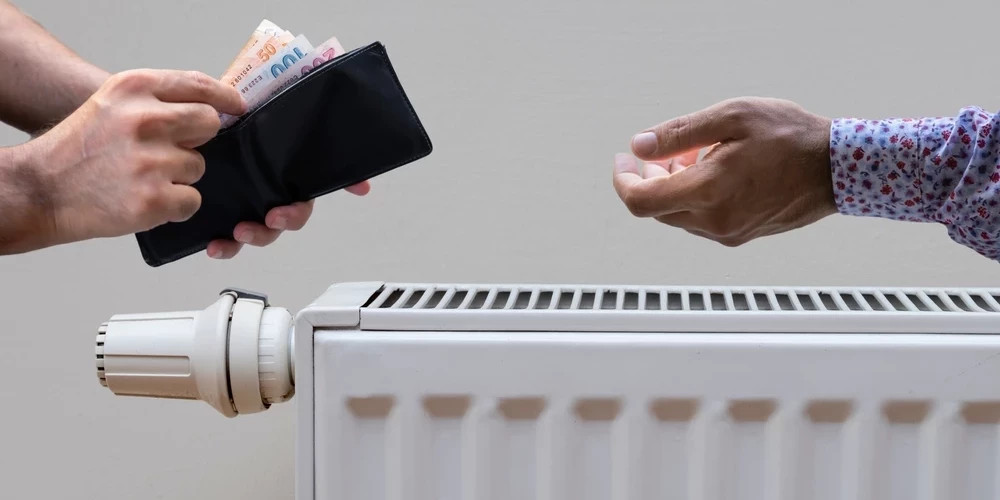 Минэкономики разъяснило, что счета за отопление в Латвии могли быть выше