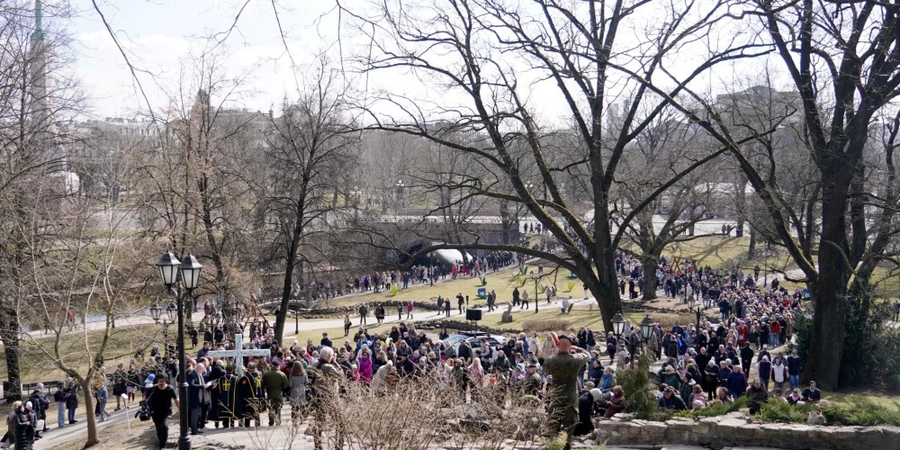 Пасха в Латвии: дождь, мокрый снег и сильный ветер в первый день праздника