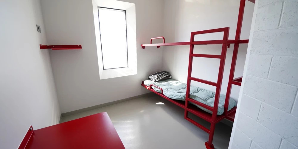 Самая технологичная тюрьма Латвии начала работу в Лиепае