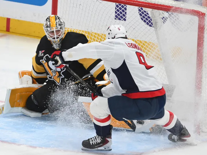 Шилов отразил 25 бросков, но "Питтсбург" проиграл "Вашингтону" в НХЛ