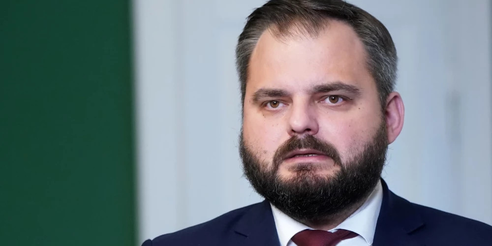 У главы фракции "Нового Единства" с доходом более 81 тысячи евро нет сбережений