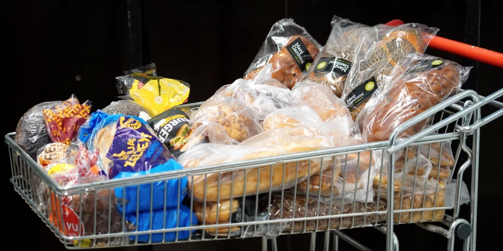 В Латвии пекарни повышают цены на хлеб из-за роста затрат на топливо