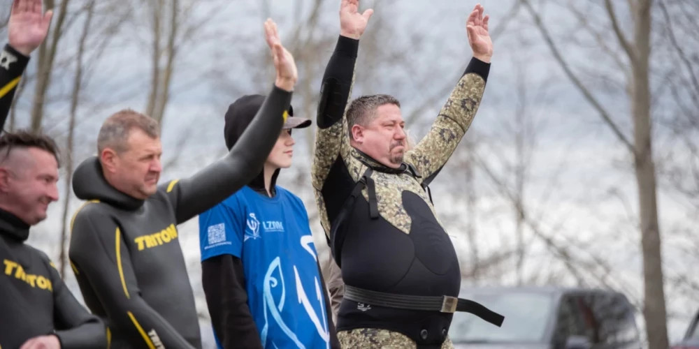 В Латвии прошла Большая толока: иностранцы, военные и школьники благоустраивали общественные пространства