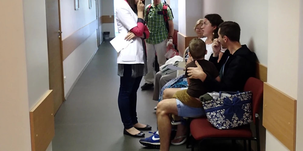 В Латвии увеличивают расходы на больничные и пособия по безработице в 2026 году