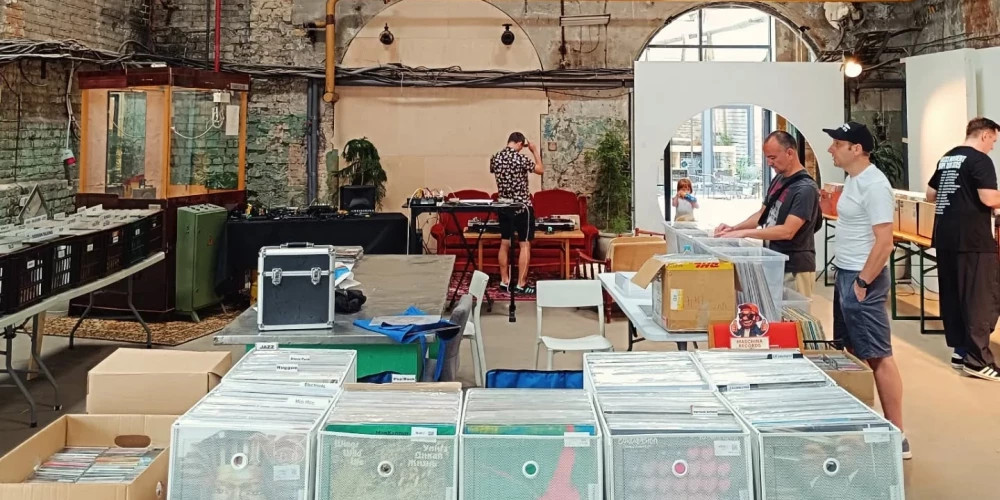 В Риге на месте завода "Мелодия" открылся новый магазин виниловых пластинок