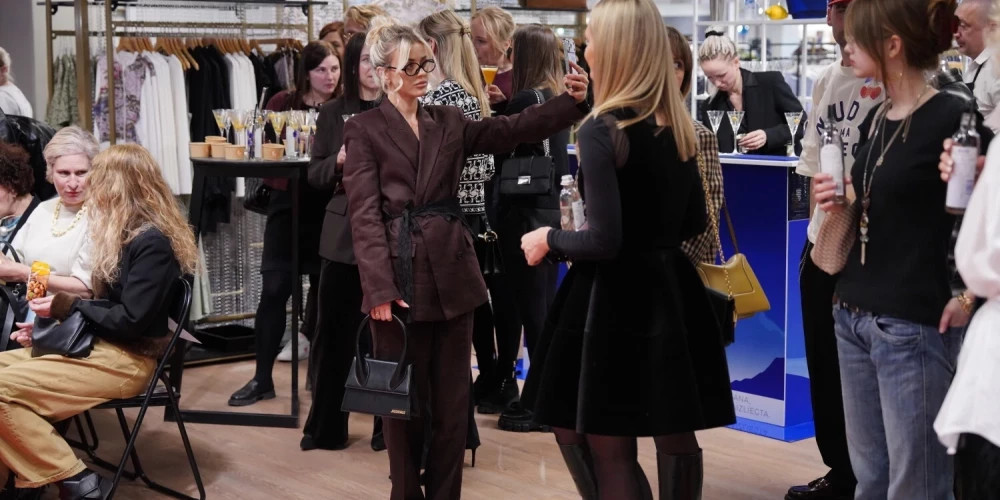 В Риге прошла премьера фильма "Дьявол носит Prada 2" с актёрами Мерил Стрип и Энн Хэтэуэй