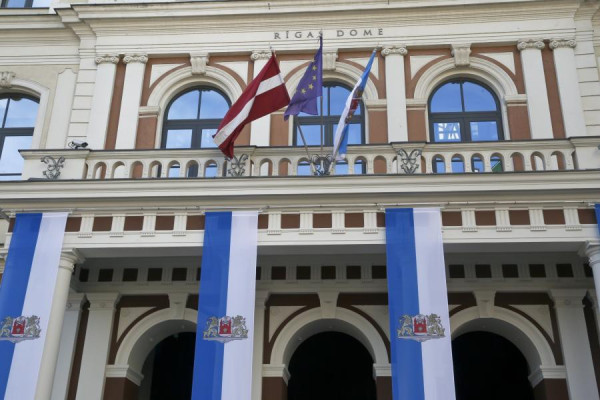В Рижской думе обсудят уважение к государственному языку