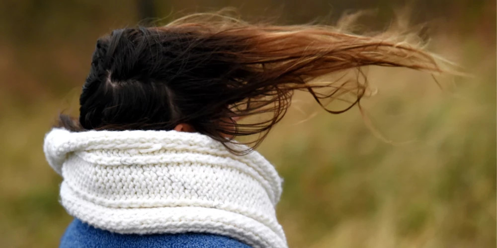 В выходные в Латвии ожидаются дожди, мокрый снег и ветер до 25 м/с