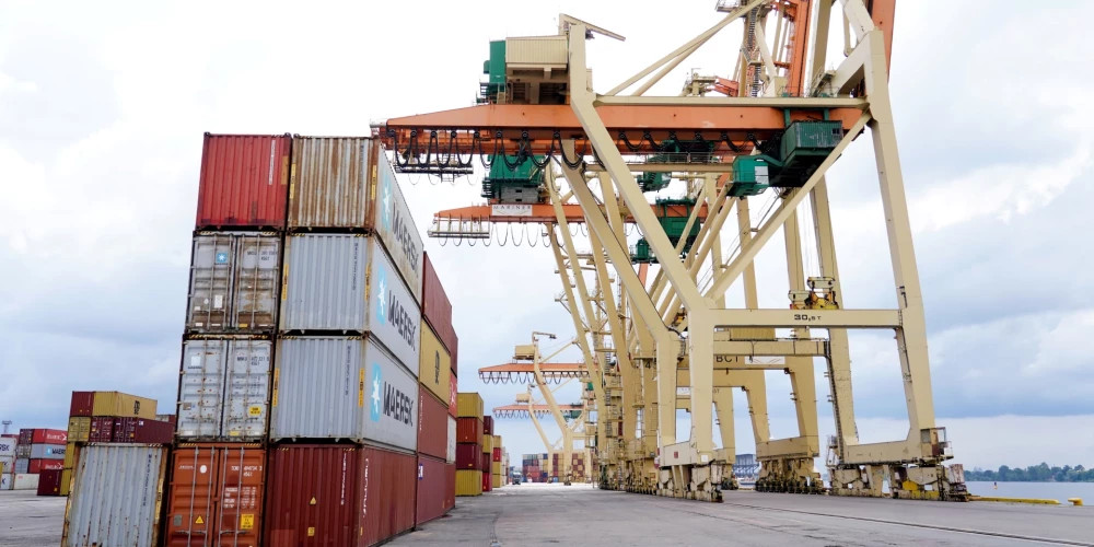 Власти Латвии признали необратимость снижения грузооборота портов до 34,3 миллиона тонн