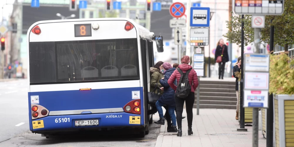 Водителям стоит учитывать: автобусы будут иметь приоритет на трамвайных путях
