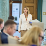 Андрис Кулбергс сформировал правительство, Эвика Силиня не получила пост министра обороны