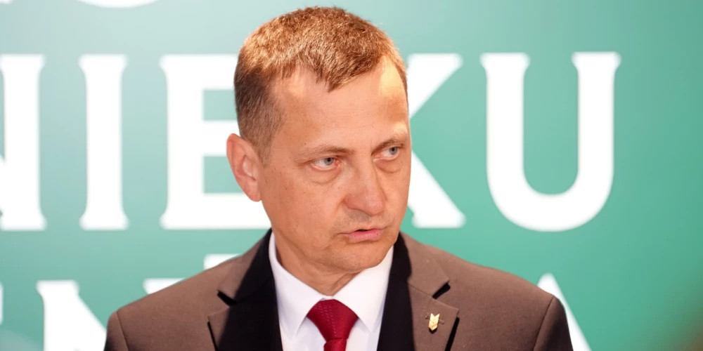 Арманд Краузе подал заявление в прокуратуру, у него изъяли компьютер и телефон
